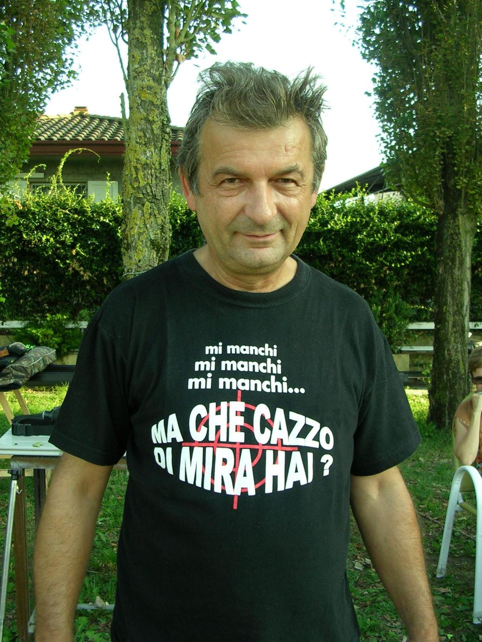 maglietta_esplicita.jpg